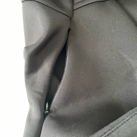 Zara black Neophrene-effect cut out twisted maxi dress - Picture 10 of 12